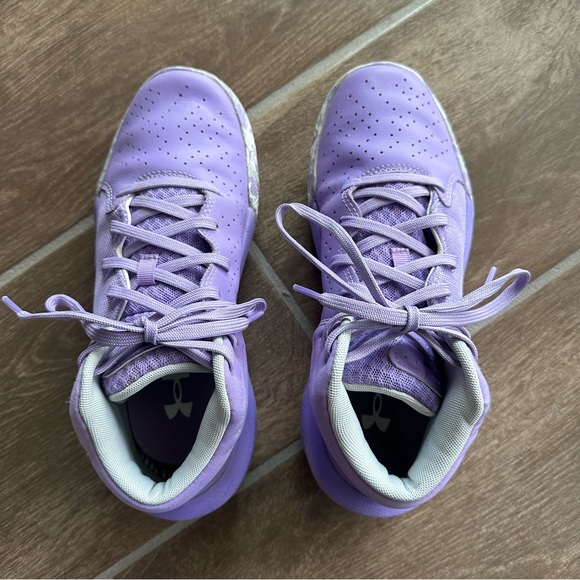 Big Boys Under Armour sneakers - Picture 2 of 7